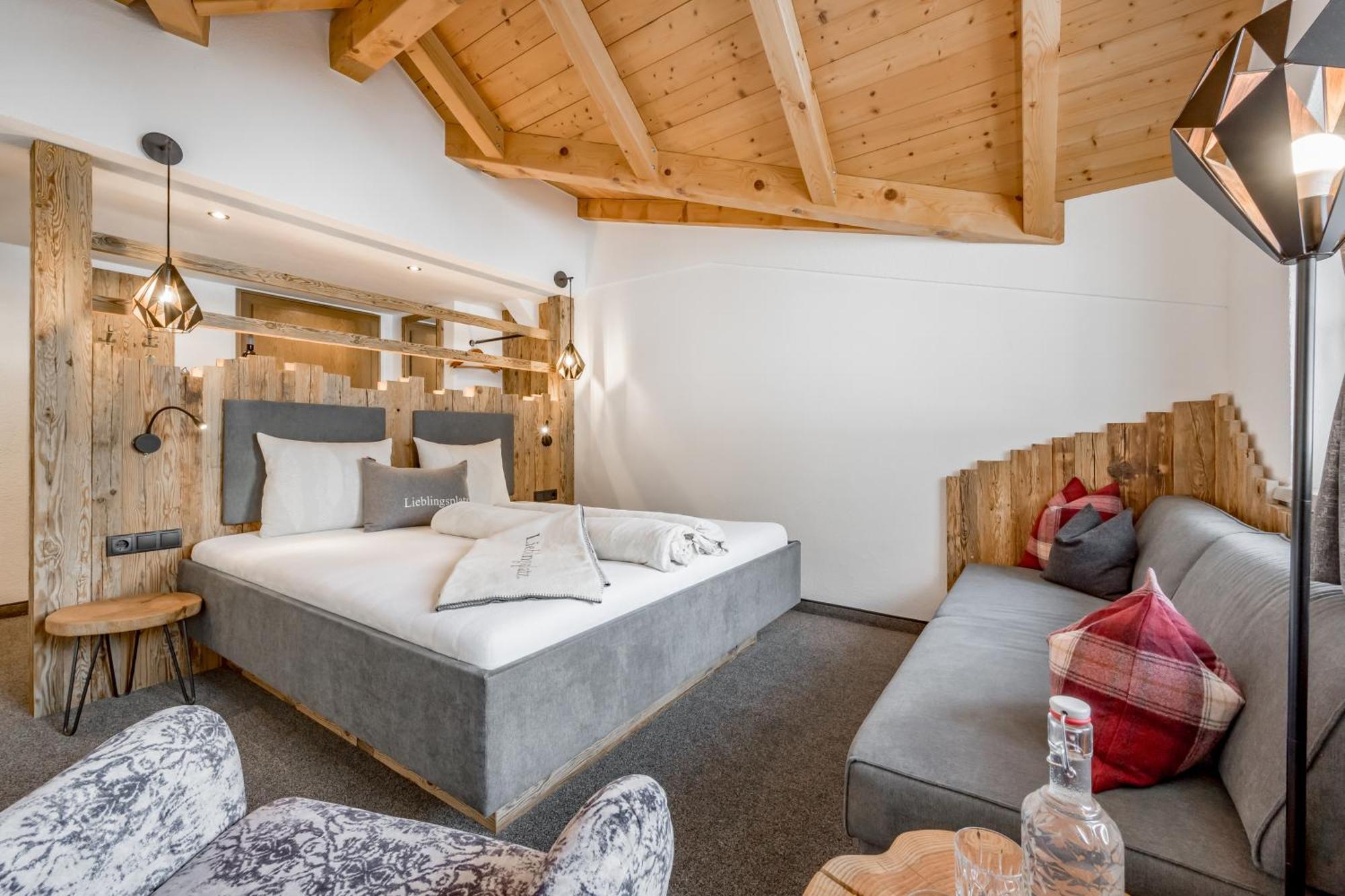 Jägerhof Hotel 3*