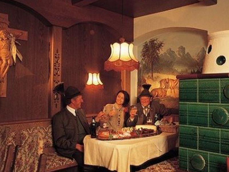 Jägerhof 3*